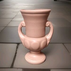Vintage Haeger Pottery Double Handled Vase  Beige/Mauve  **Great Condition**